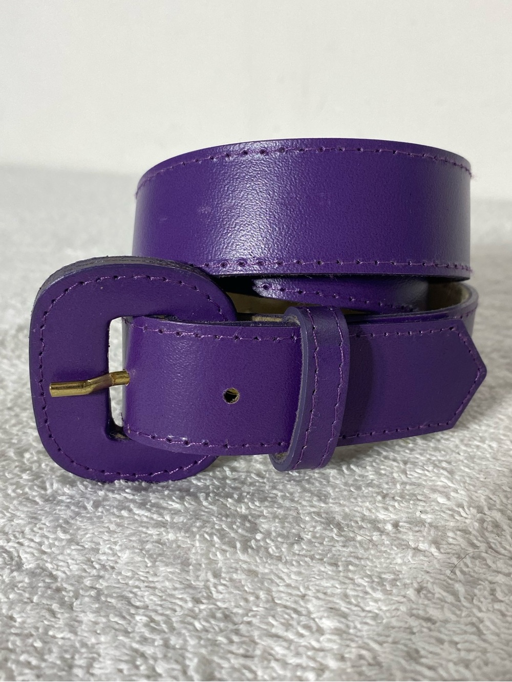 Vintage 80’s/90’s Vibrant Purple Faux Leather Belt W Covered Square Buckle Retro